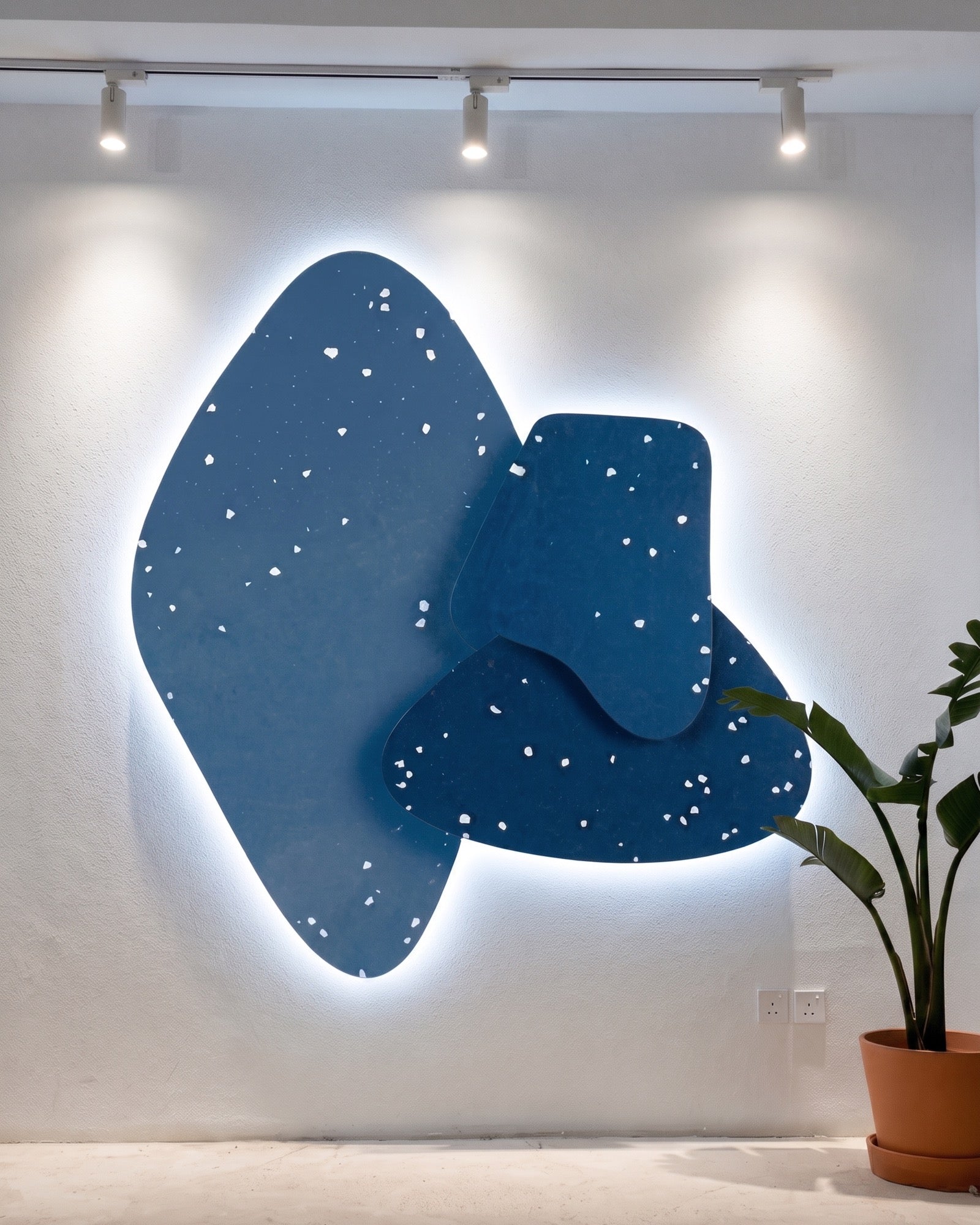 Painel luminoso decorativo de três módulos